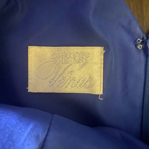 ❎ INACTIVE ❎ Symphony of Venus Women’s Sleeveless V-neck Formal Bridesmaids Gown - Picture 8 of 9